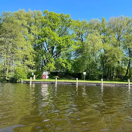 In Der Mecklenburger Seenplatte, Cleaning Included *